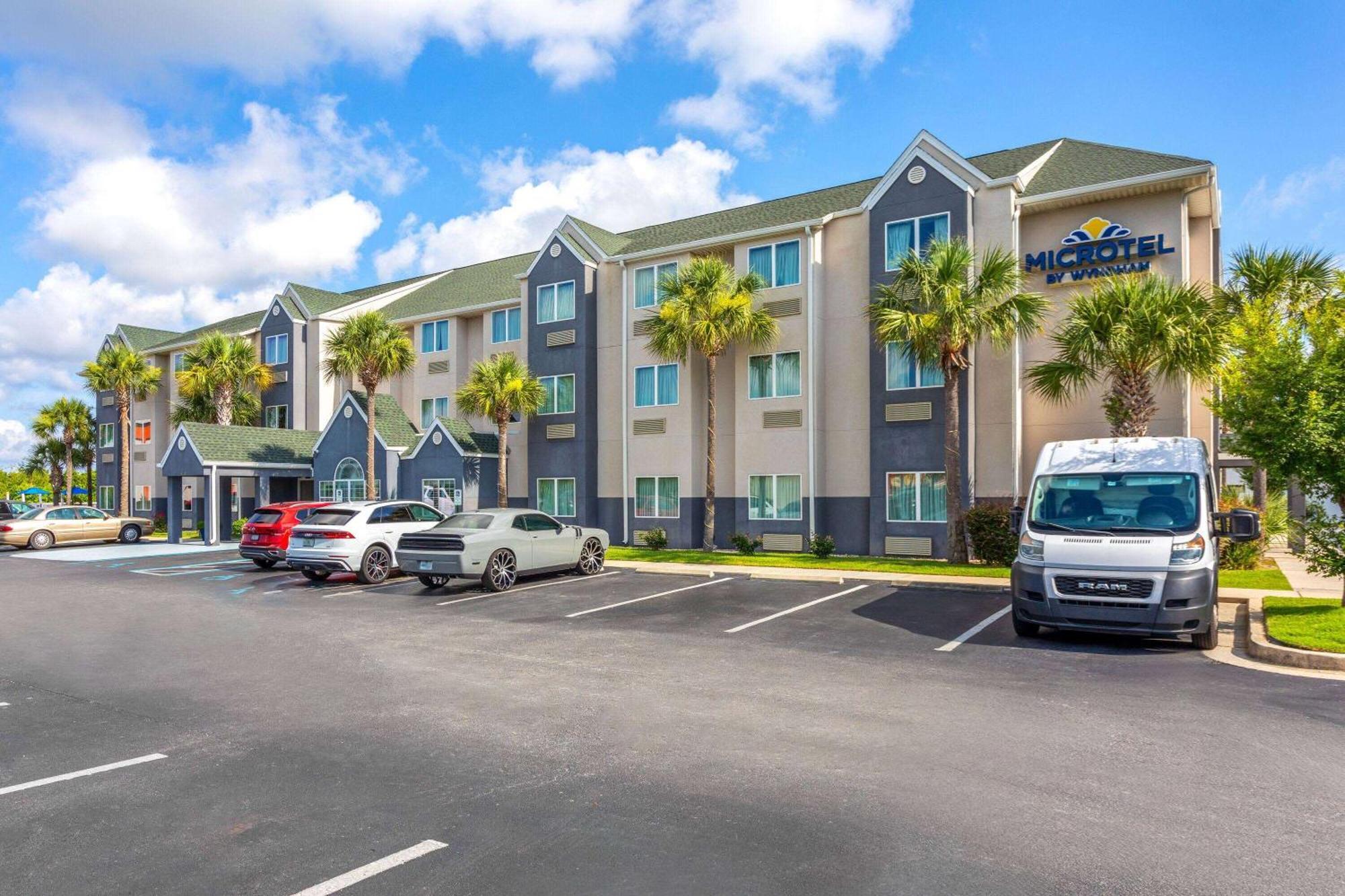 Microtel Inn & Suites By Wyndham Panama City Ngoại thất bức ảnh